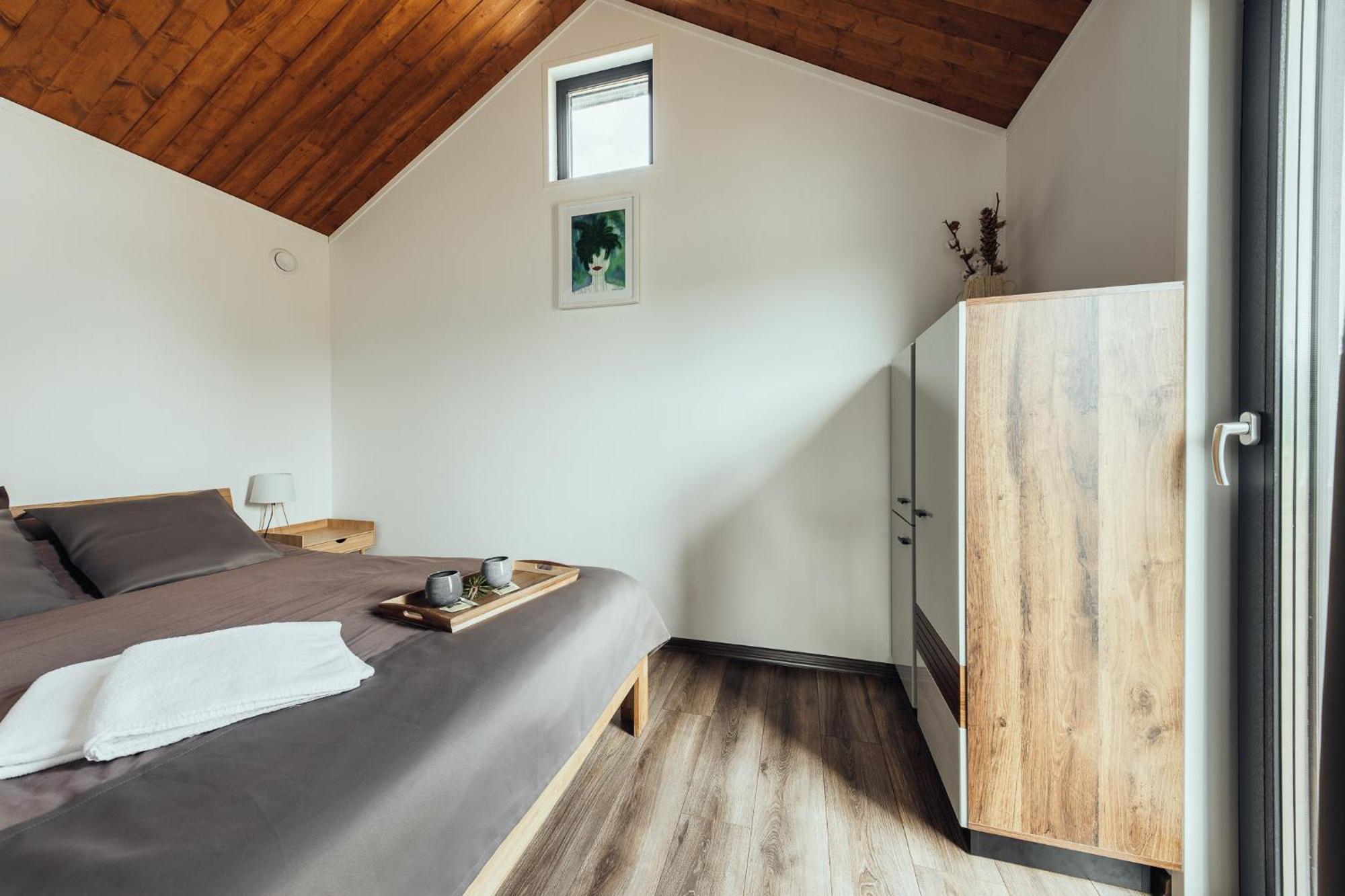 Atputas Komplekss Pazust Priedes - Sunset House Bernati Exterior photo